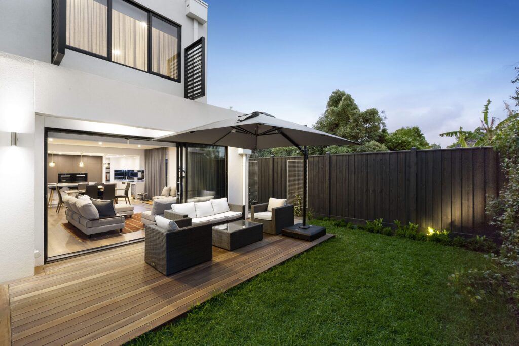 home remodeling avid contractors back yard